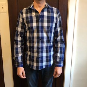 Men’s Express Medium Button Down